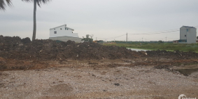 Cần tiền bán gấp lô đất biệt thự tại thị trấn Quảng Xương.