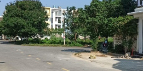 Bán nhà xây thô khu đô thị mới Đông Sơn, An Hoạch 100m2, 3 tầng, rộng 5m giá tốt