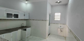 Bán nhà 1 trệt 1 lầu giá rẻ liền kề chợ Bình Chánh