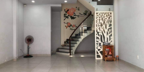 Bán nhà mặt tiền ngang 5.2m 10,5 tỷ Bùi Văn Thêm, Phường 9, Quận Phú Nhuận