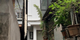 Nhà chính chủ, chợ Nhật Tân, Tây Hồ, Dt 31/35t2m2, 3 tầng, giá 2.85 tỷ