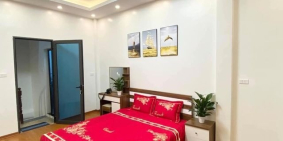 Nhà Đê La Thành 2.85 tỷ, dt 27.2m2, mới đẹp vào ở luôn