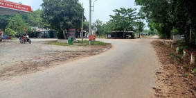 Bán gấp lô đất gần trường tiểu học sát ĐH704 - Dầu Tiếng Bình Dương