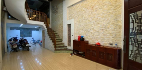 BÁN GẤP NHÀ MINH KHAI, HAI BÀ TRƯNG 50M2X4T, 4 TỶ.LH 0976767455