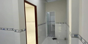 Bán Nhà mới 100% tại quốc lộ 50 pháp lý đầy đủ bao sang tên công chứng