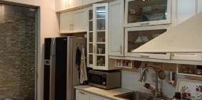 Cần bán nhà Trích Sài, Tầy Hồ, nhà đẹp, ngõ rộng, gần hồ 40m2, Mt4m, 3.95 tỷ.