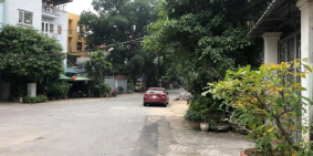 Bán đất Xuân La, Tây Hồ, gần hồ, vuông đẹp, via hè, 38m2, 4m, giá 3.55 tỷ.