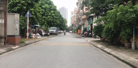 Bán nhà mặt phố 75 Phú Diễn – Bắc Từ Liêm, 42m2, MT4.6m, vỉa hè rộng, 4.7 tỷ.