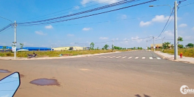 - Em có ông anh làm bên ngân hàng VIB.cho 2 lô đất nguồn kín.