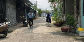 Nhà ấp 4 XTT.1 trệt 1 lầu. DT 4x7 khu dân cư. đường nhựa 7m không lộ giới. Gía