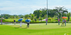 Biệt thự trong quần thể Sân Golf liền kề Vingroup