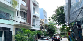 Nhà 2 Lầu Sân Thượng Hẻm Xe Hơi 502 Huỳnh Tấn Phát, P.BT, Quận 7