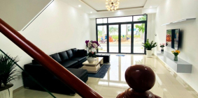 nhà mặt tiền trung tâm thành phố vĩnh long