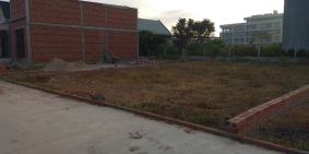 Đất nền cách biển 1,5km. Villa biệt thự hiện hữu đường TL328, DT 221m2, TC 100m2