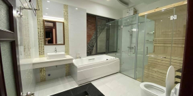 Bán nhà đẹp Phùng Chí Kiên, kinh doanh, đường hai ô tô tránh giá 9.96 tỷ