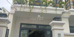 Cần Bán Nhà 1 Trệt 1 Lầu Diện Tích 6x20 . Gần Khu Dân Cư An Phú Tây . Shr