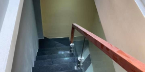 Bán nhà hẻm xe hơi đường Trần Hưng Đạo, Quận 1, 28m2, 3 tầng, giá rẻ 5 tỷ 2