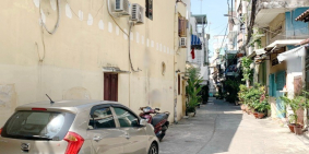 Nhà (4.7*14m/lầu) hẻm xe tải đường Lãnh Bình Thăng P13 Q11