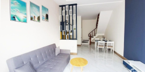 Nhà đường Lý Chính Thắng, Quận 3, 4 tầng 3PN, HXH, Giá 5 tỷ