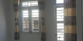 Bán nhà Lê Văn Sỹ, Hẻm xe hơi, 42m2, 3PN, Nhà đẹp lung linh, đầy đủ nội thất.