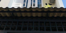 Nhà 2 lầu 4Pn dau Căn mặt tiền