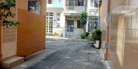 Bán gấp nhà hẻm 313/ Nguyễn Trọng Tuyển, P10, Phú Nhuận.