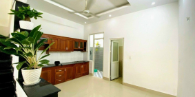 Nhà đẹp, xây kiên cố. Cạnh Công Viên Bàu Cát. Tân Bình. 4,2 tỷ