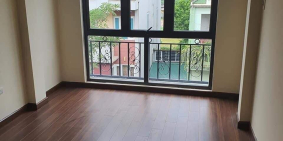 Nhà 6 tầng Mễ Trì, Nam Từ Liêm, 45m2 –ô to đỗ cửa vị trí đắc địa, giá chào 5 tỷ