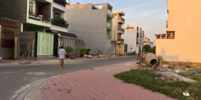 Cần Bán Lô Đất 90m2, Nguyễn Quý Cảnh, Quận 2,Giá 1,9 tỷ/ 90m2, Kdc Đông, Shr