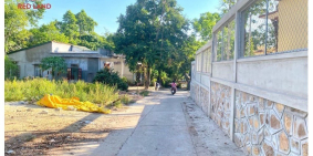 Lô Góc Cao Ráo Trung Tâm Tp Phù Hợp Xây Nhà Vườn .