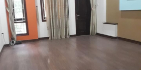 Cho thuê nhà tại Ngõ THÁI HÀ, 65m2x5T, có hầm để xe, thông tầng, giá tốt