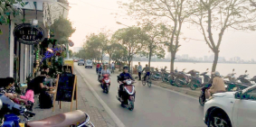 Bán nhà MP Nguyễn Đình Thi, vị trí đẹp, DT 60m2, giá 28 tỷ