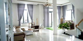 Bán biệt thự sân vườn 417 m2, 10 PN cạnh Thung Lũng Tình Yêu, TP. Đà Lạt giá