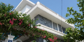 Bán biệt thự phố 2 mặt tiền đẹp gần sông hàn và biển .