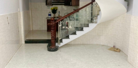 Nhà trống (lửng/2lầu/ST) hẻm 314 Âu Dương Lân P3 Q8