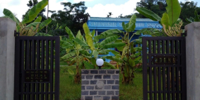 Cần bán khuôn viên nhà vườn siêu nhỏ xinh