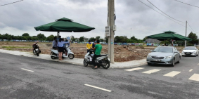 KDC  HIỆN HỮU. NẰM NGAY TRUNG TÂM CÁC KHU CÔNG NGHIỆP LỚN. THUẬN TIỆN CHO THUÊ