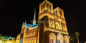 Bán gấp đất mặt tiền trung tâm thành phố, đã có sổ xây dựng tự do