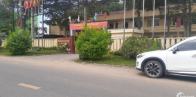 Đất ở ngay UBND, khu dân cư hiện hữu đông đúc, đường nhựa, xây dựng tự do