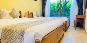 Nhà phố Nam Hội An 1 trệt, 2 lầu view sông Thu Bồn, ngay chân cầu Cửa Đại