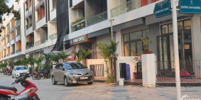 Bán nhà phố Đức Giang – Long Biên 2 mặt tiền, vị trí đẹp cạnh toà chung cư