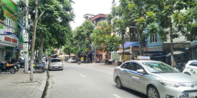 Bán nhà mặt phố Vĩnh Tuy, Hai Bà Trưng vị trí kinh doanh cực đỉnh oto đỗ cửa.