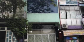 Bán nhà Mặt tiền Quận 3 Giá rẻ, 35m2 chỉ 6 tỷ 7, vỉa hẻ 5m, hàng hiếm