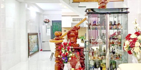 Bán nhà đẹp 2 lầu gần mặt tiền đường Hưng Phú Phường 10 Quận 8