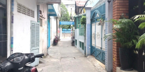 Nhà mới, đẹp, sàn BTCT, 2 lầu/ST, hẻm Hưng Phú P9Q8