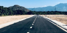 Chính Chủ Bán đất Khu bàn cờ, Mặt Tiền Đinh Tiên Hoàng ( QH 40m ) Sổ Đỏ Full thổ