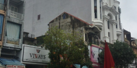 Cho thuê lâu dài nhà nguyên căn 4 tầng, mặt phố Lê Hoàn, phường Lam Sơn