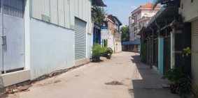 Nhà biệt thự cach đường lớn 30 met, cach ngã Tư Bình chuẩn 200 m