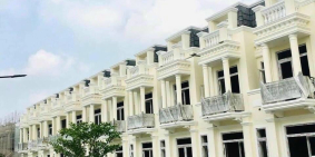 Nhà phố thương mại thịnh vượng