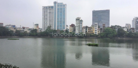 Bán nhà mặt phố Hồ Đắc Di, lô góc view hồ vỉa hè rộng